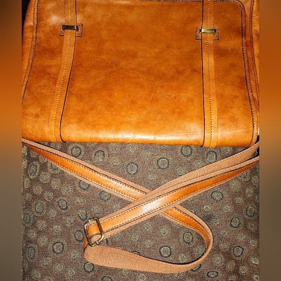 "Old Angler" Chestnut Leather Briefcase - Picture 2 of 12